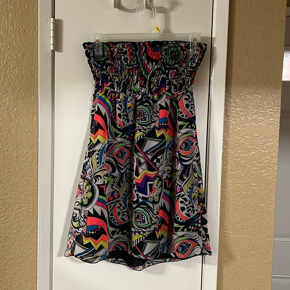 Colourful print tube top